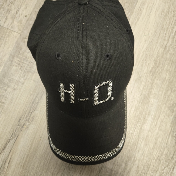 Harley-Davidson Black Cap with Silver Embroidery - Picture 9 of 9
